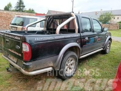 Ford Ranger Caja abierta/laterales abatibles