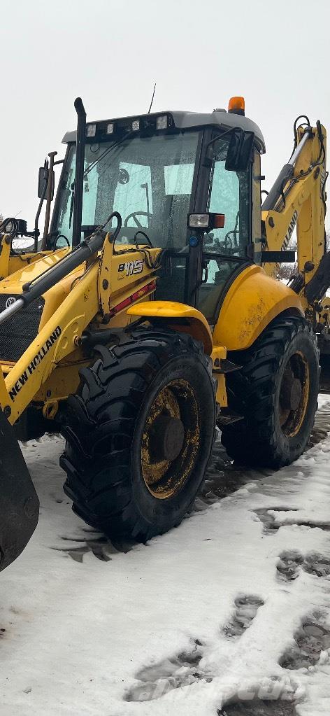 New Holland B115 Retrocargadoras