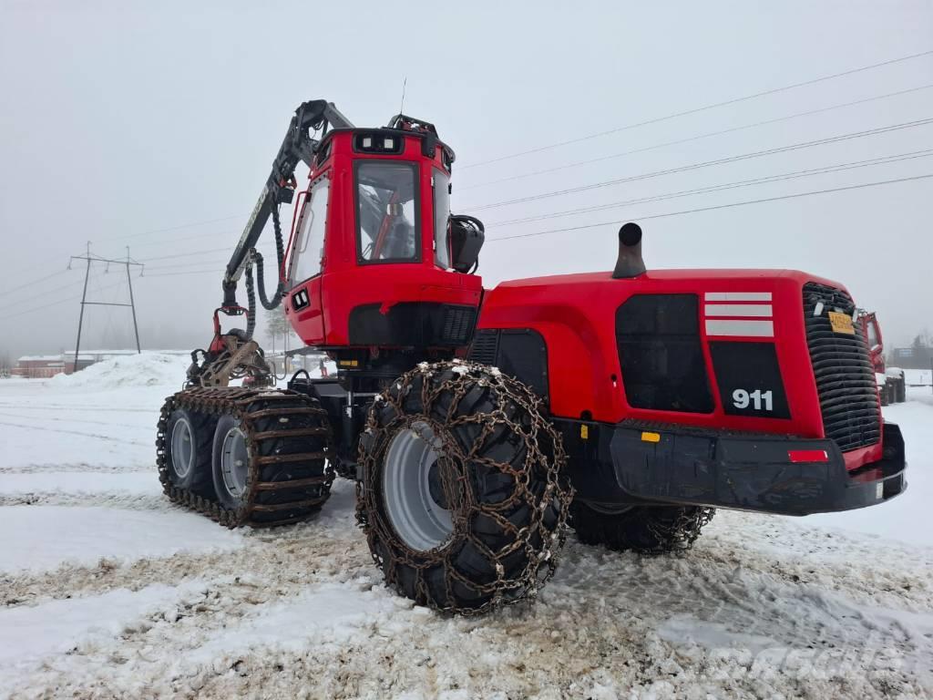 Komatsu 911 Cosechadoras