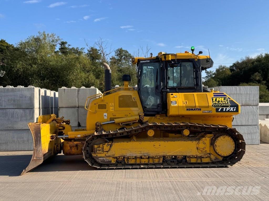 Komatsu D71PXI Buldozer sobre oruga