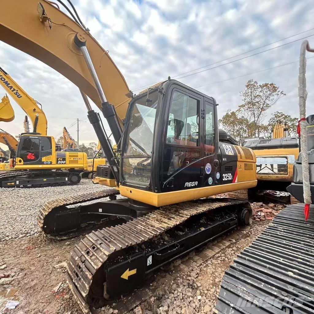 CAT 325 D Excavadoras sobre orugas