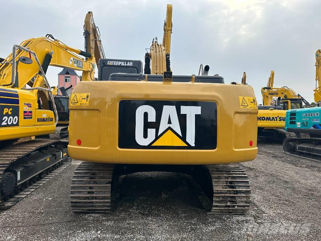 CAT 320 D2 Excavadoras sobre orugas