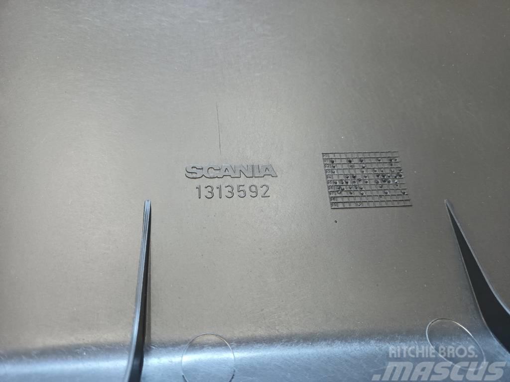 Scania MUDGUARD 1313592 Chasís