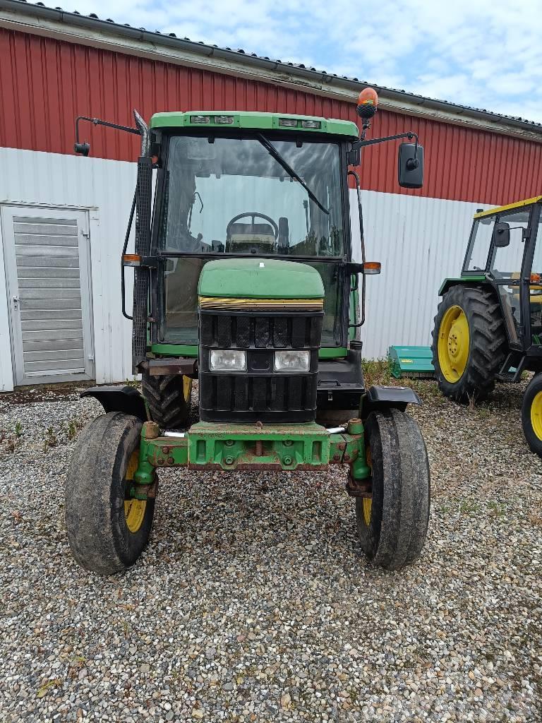 John Deere 6100 Tractores