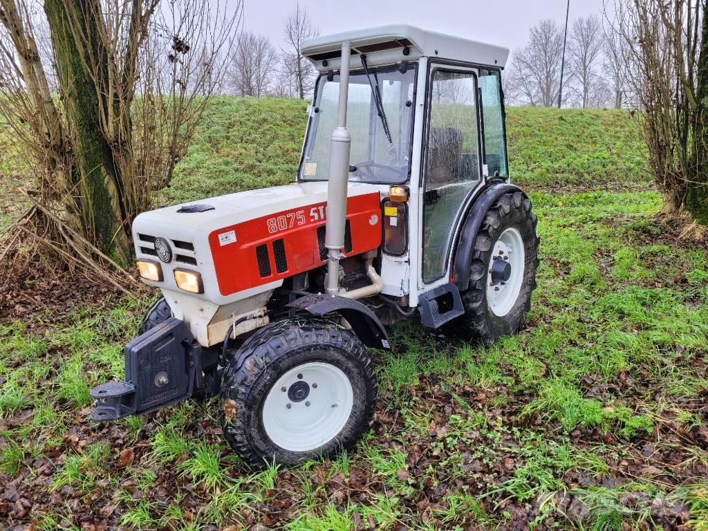 Steyr 8075 Tractores