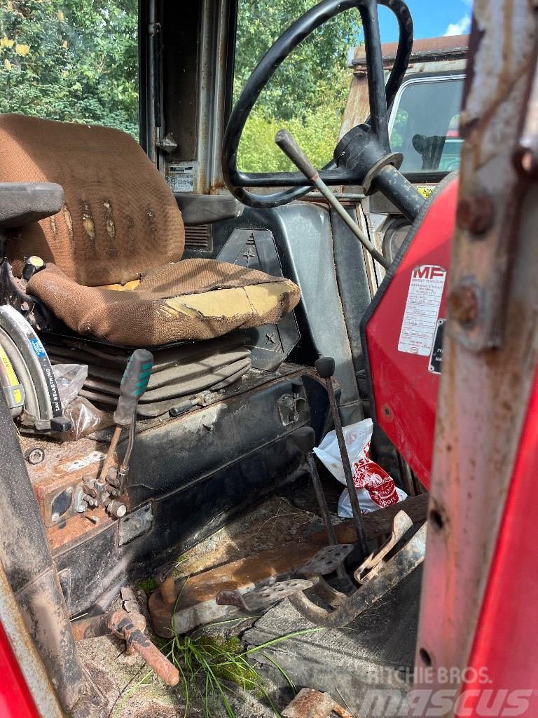 Massey Ferguson 590 Tractores