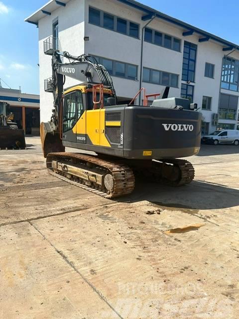 Volvo EC220EL Excavadoras sobre orugas