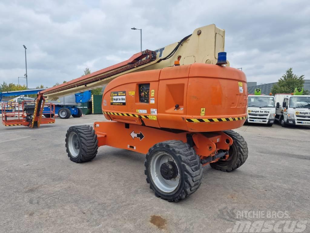 JLG 860 SJ Plataformas con brazo de elevación telescópico