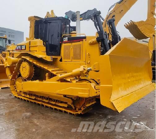 CAT D7R Buldozer sobre oruga