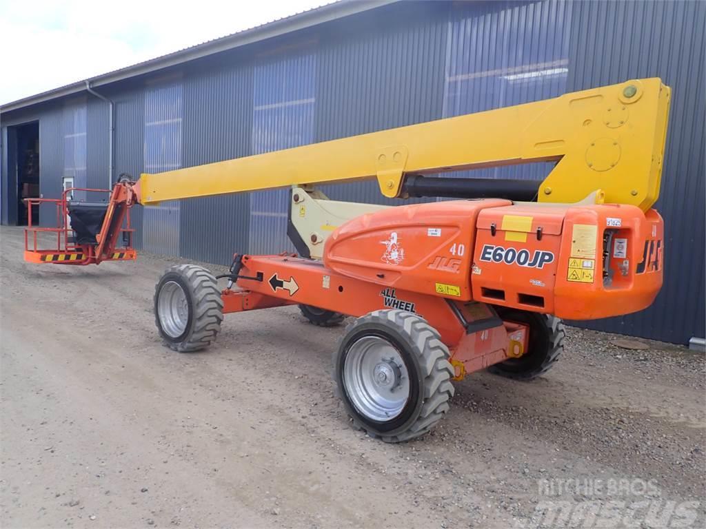 JLG E600JP Plataformas con brazo de elevación manual