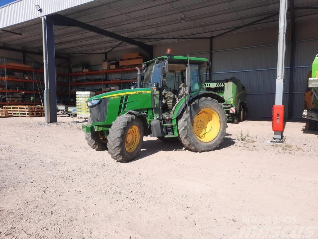 John Deere 5085 Tractores