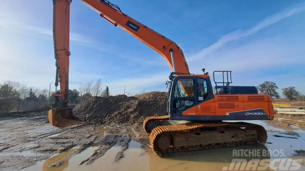 Doosan DX300LC-5 Excavadoras de largo alcance