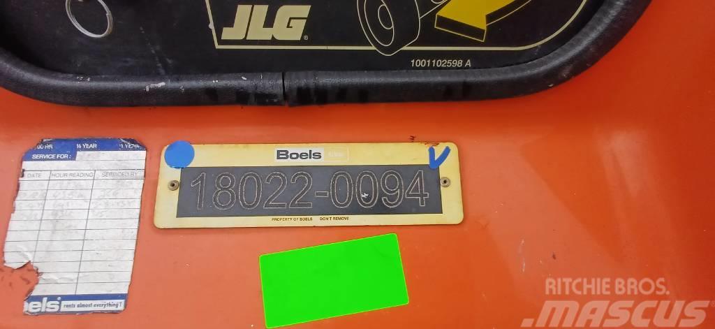 JLG 450AJ Plataformas con brazo de elevación manual