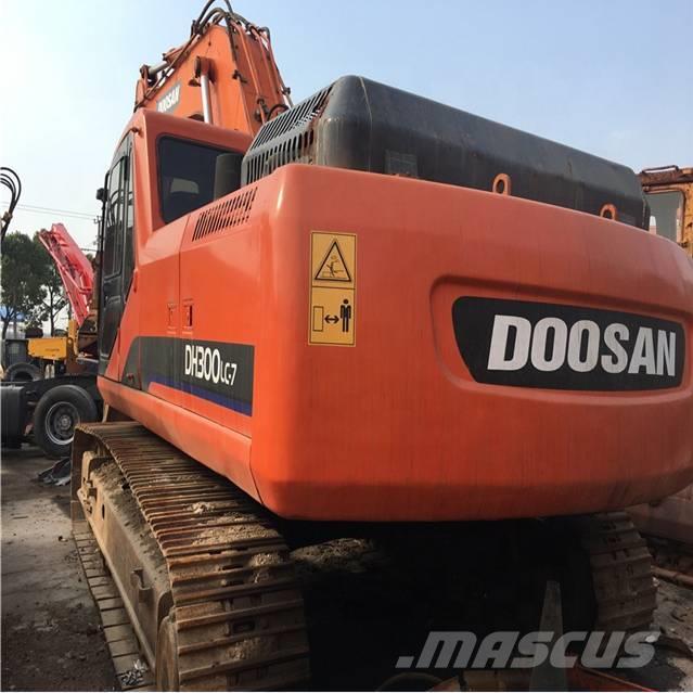 Doosan dx300 Excavadoras sobre orugas