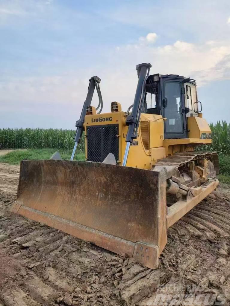 LiuGong B160C Buldozer sobre oruga