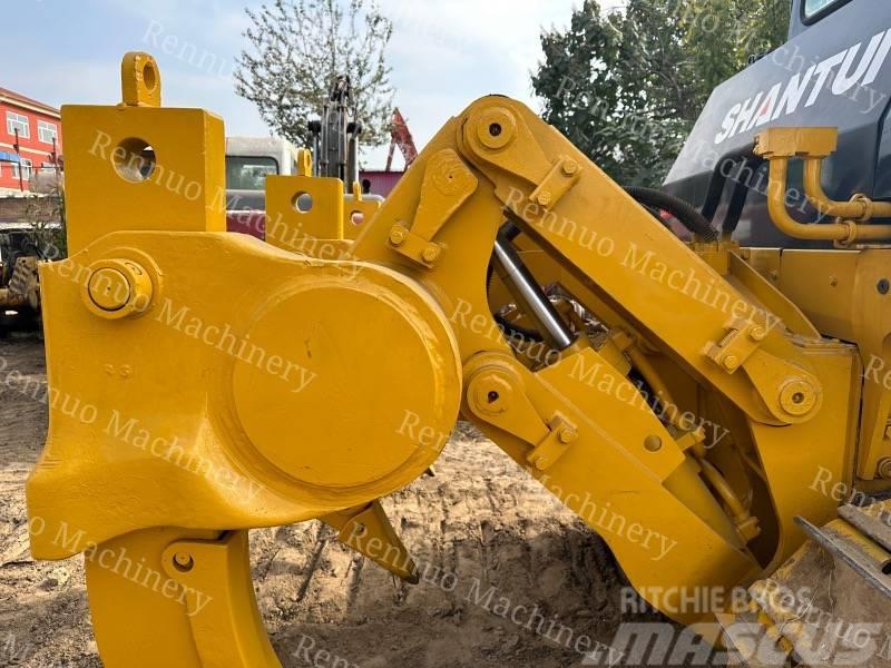 Shantui SD 22 Buldozer sobre oruga