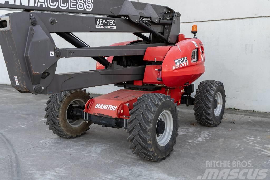 Manitou 200 ATJ Plataformas con brazo de elevación manual