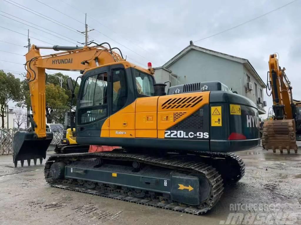 Hyundai 220LC-9S Excavadoras sobre orugas