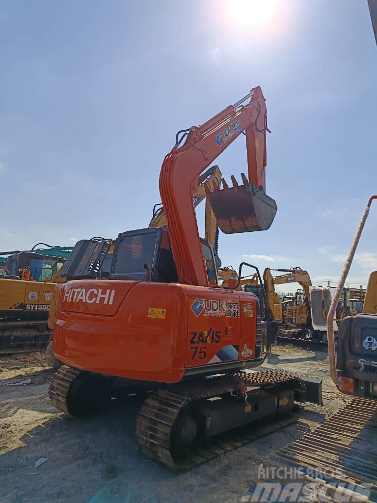 Hitachi ZX 75 Excavadoras 7t - 12t