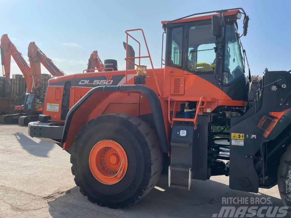 Doosan DL 550 Cargadoras sobre ruedas