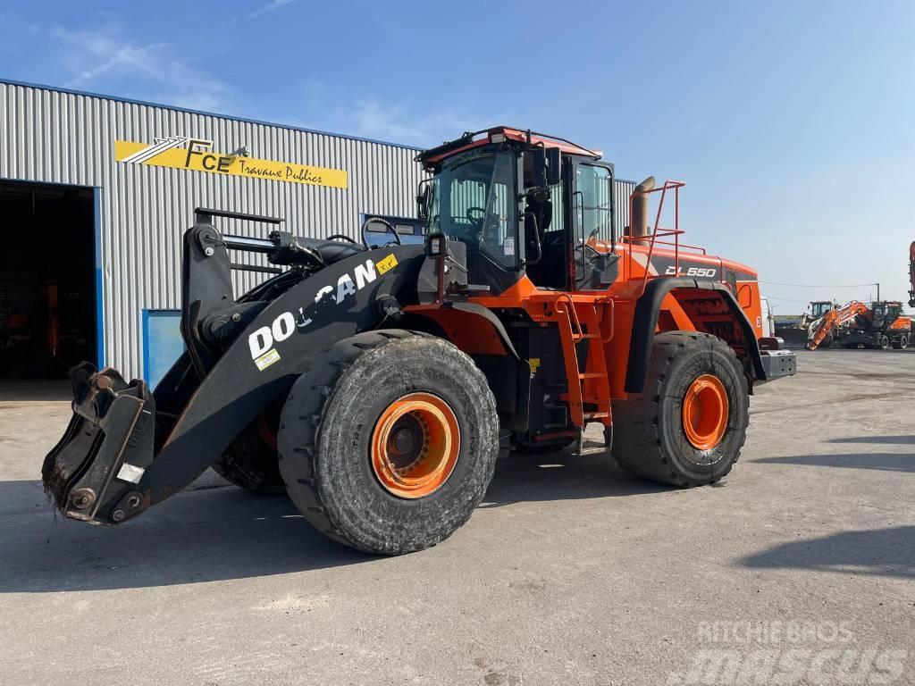 Doosan DL 550 Cargadoras sobre ruedas