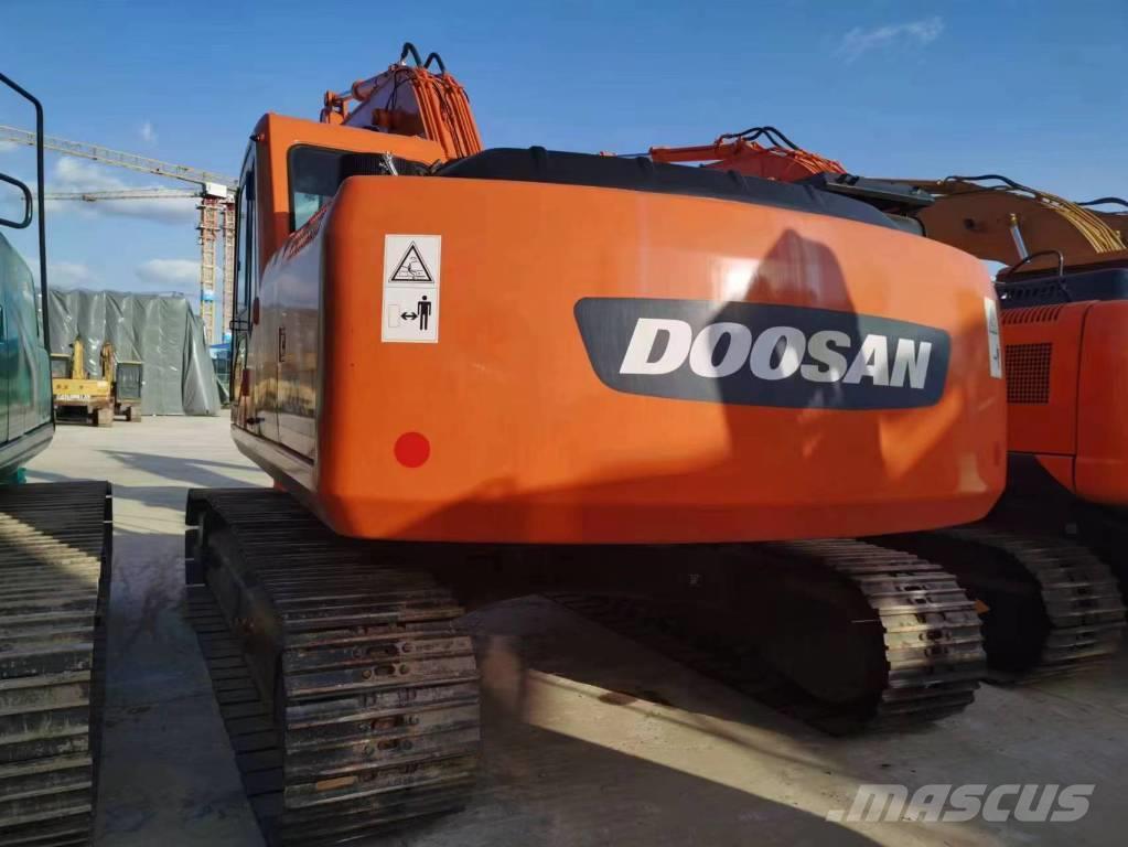 Doosan DH 220 Excavadoras sobre orugas