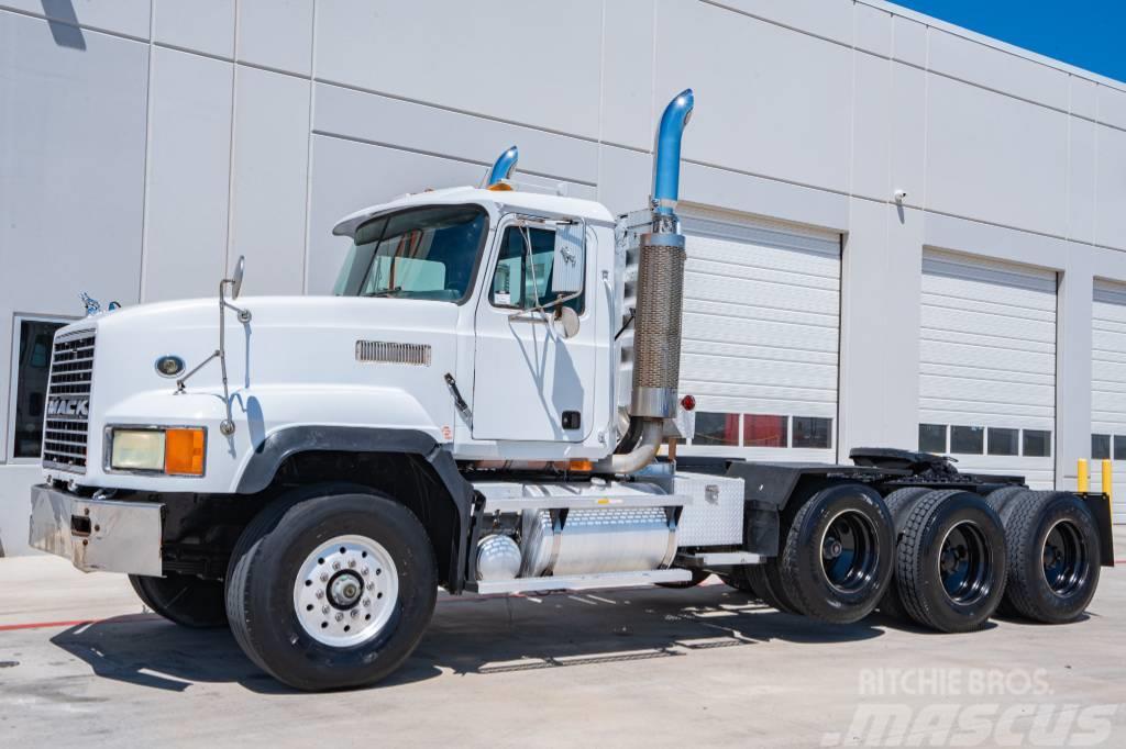 Mack CL 713 Bañeras basculantes usadas