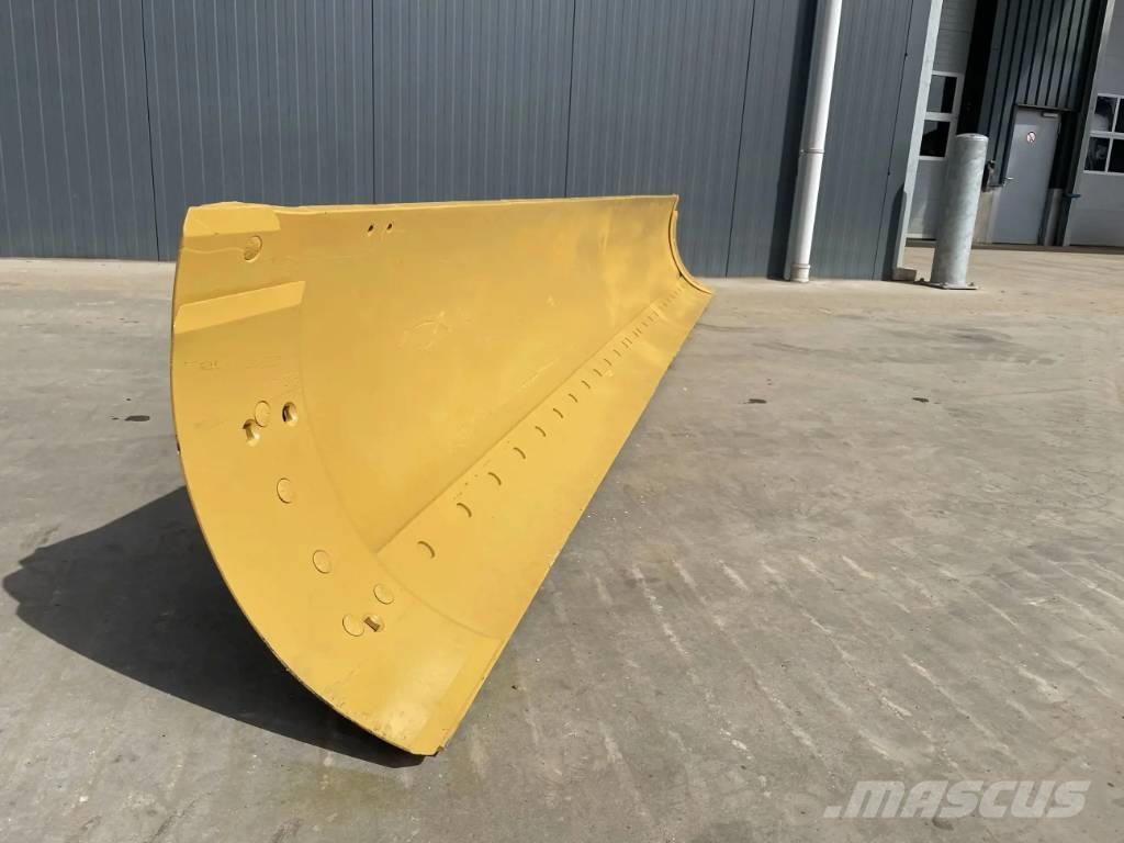 CAT 140G Moldboard Cuchillas