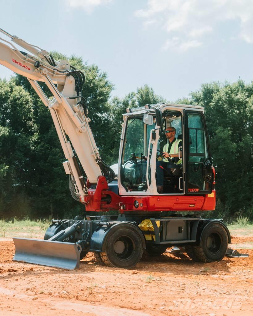 Takeuchi TB370W Excavadoras de ruedas