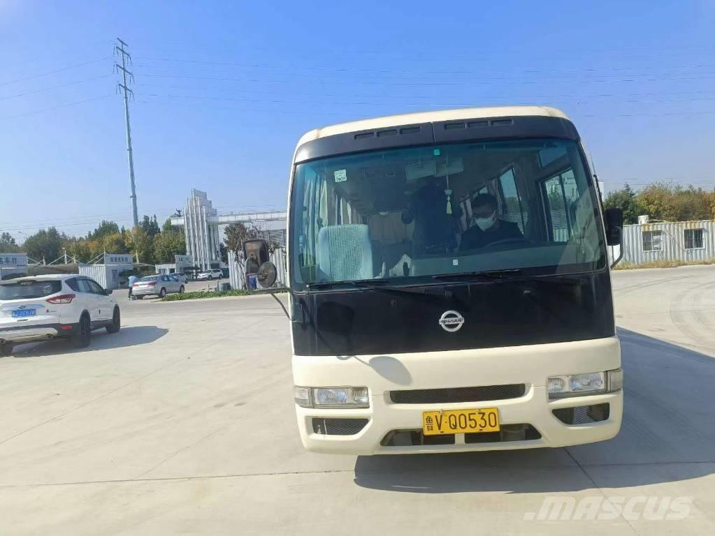 Nissan Civilian Autobuses interurbano