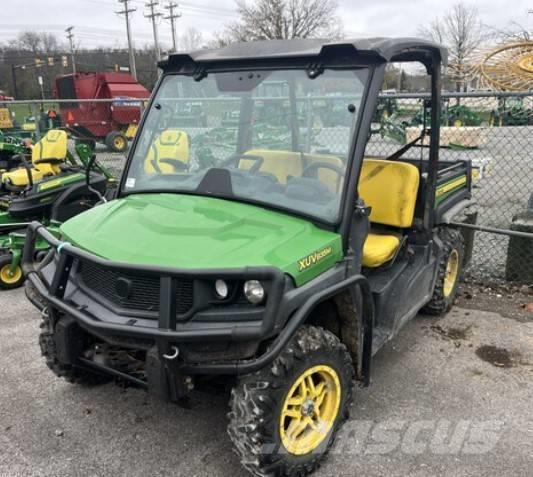 John Deere XUV835M Maquinarias para servicios públicos