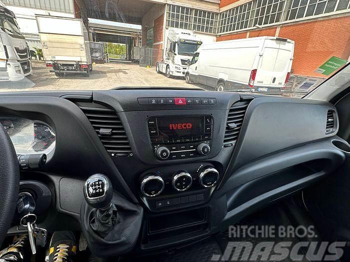 Iveco 35C16 Otros