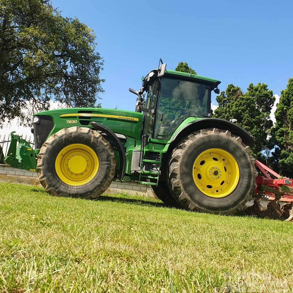 John Deere 7830 Tractores