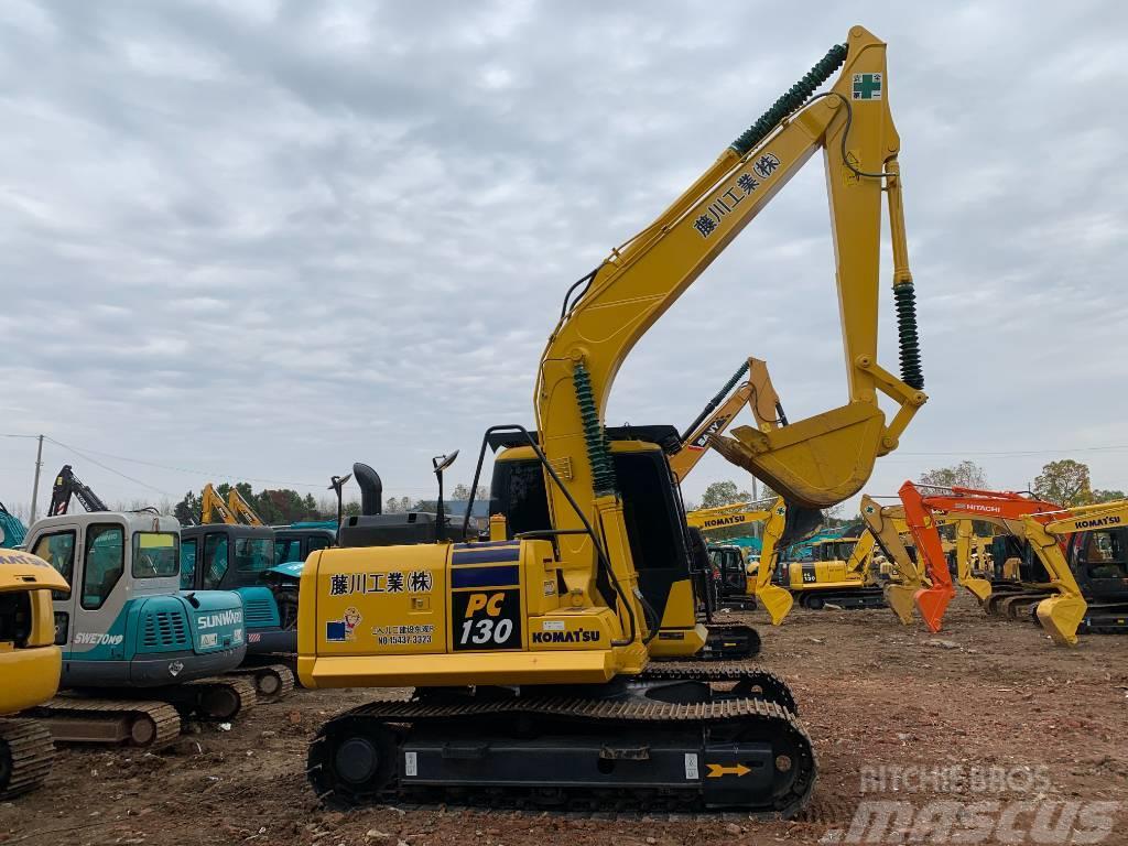 Komatsu 130-8 Excavadoras sobre orugas