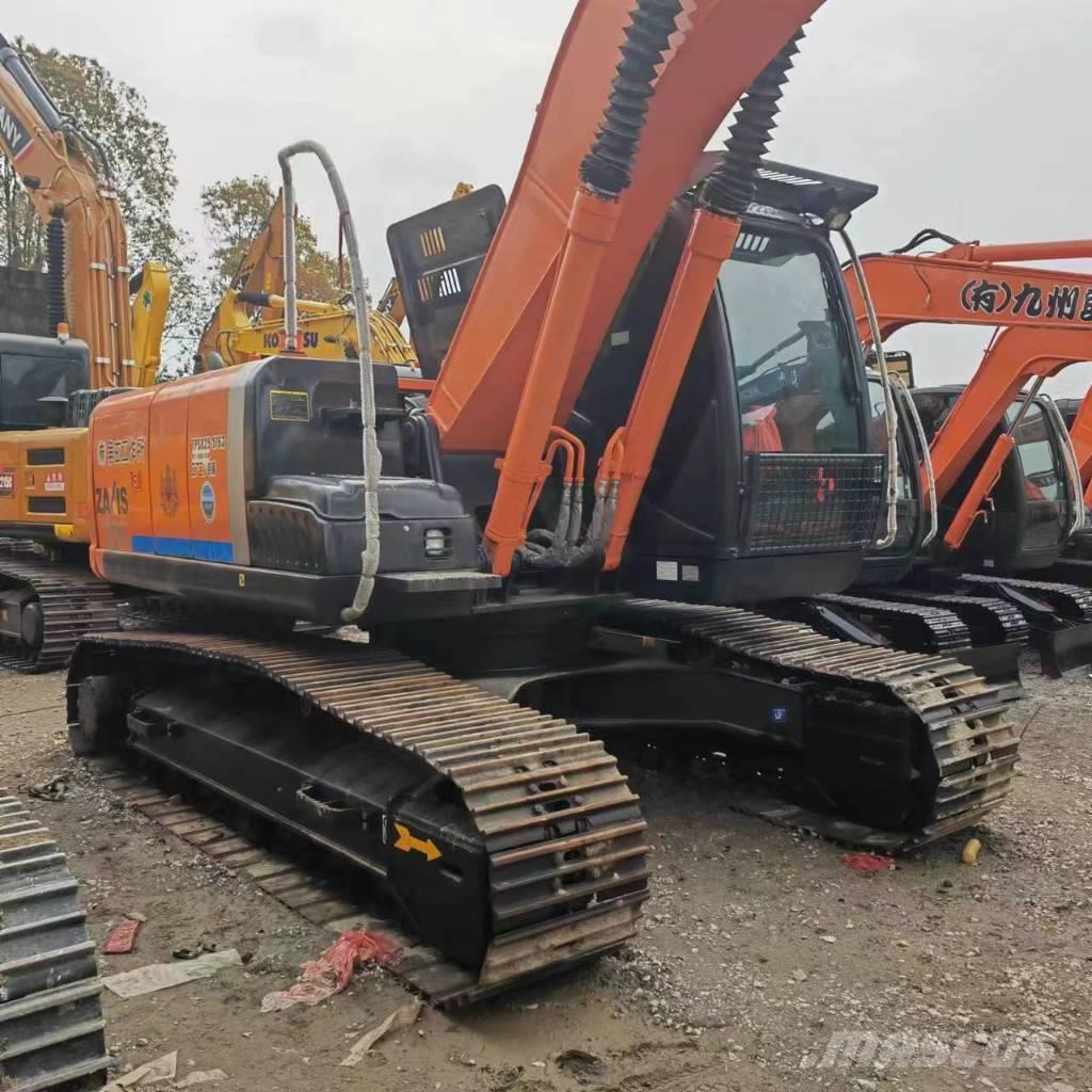 Hitachi ZX 200 Excavadoras sobre orugas