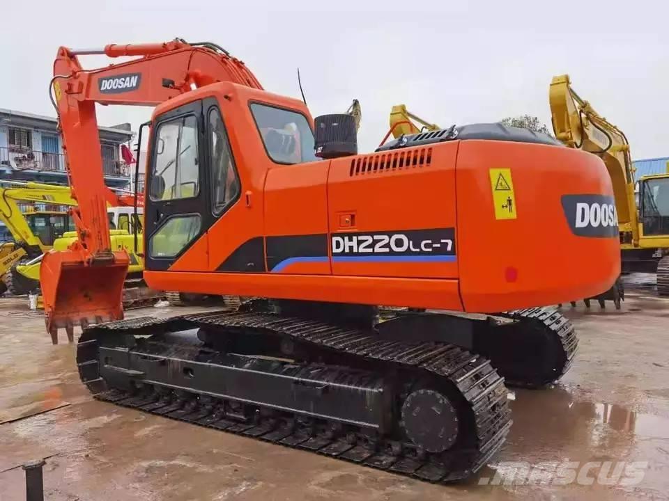 Doosan DH 220 Excavadoras sobre orugas