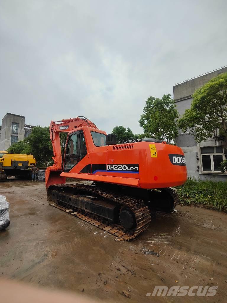 Doosan DH 220 Excavadoras sobre orugas