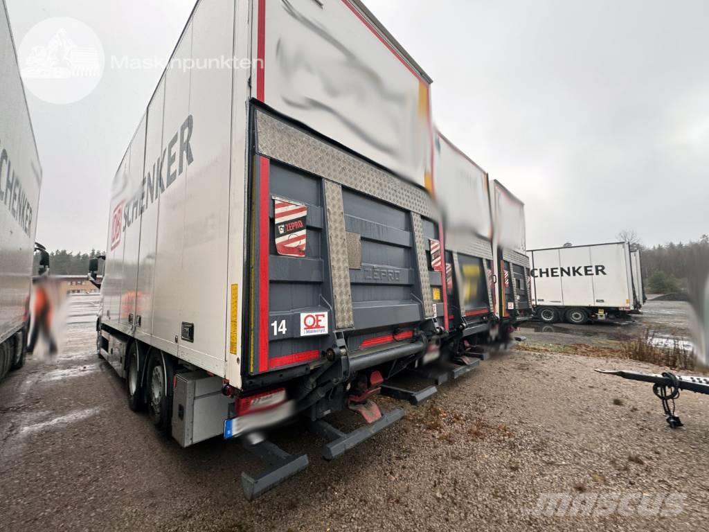 Volvo FH 500 Camiones con caja de remolque