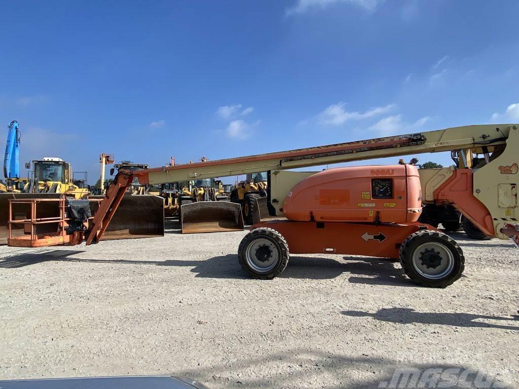 JLG 800AJ Plataformas con brazo de elevación telescópico