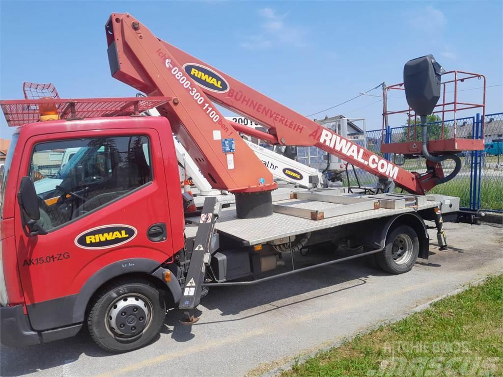 Nissan E159T Plataformas sobre camión