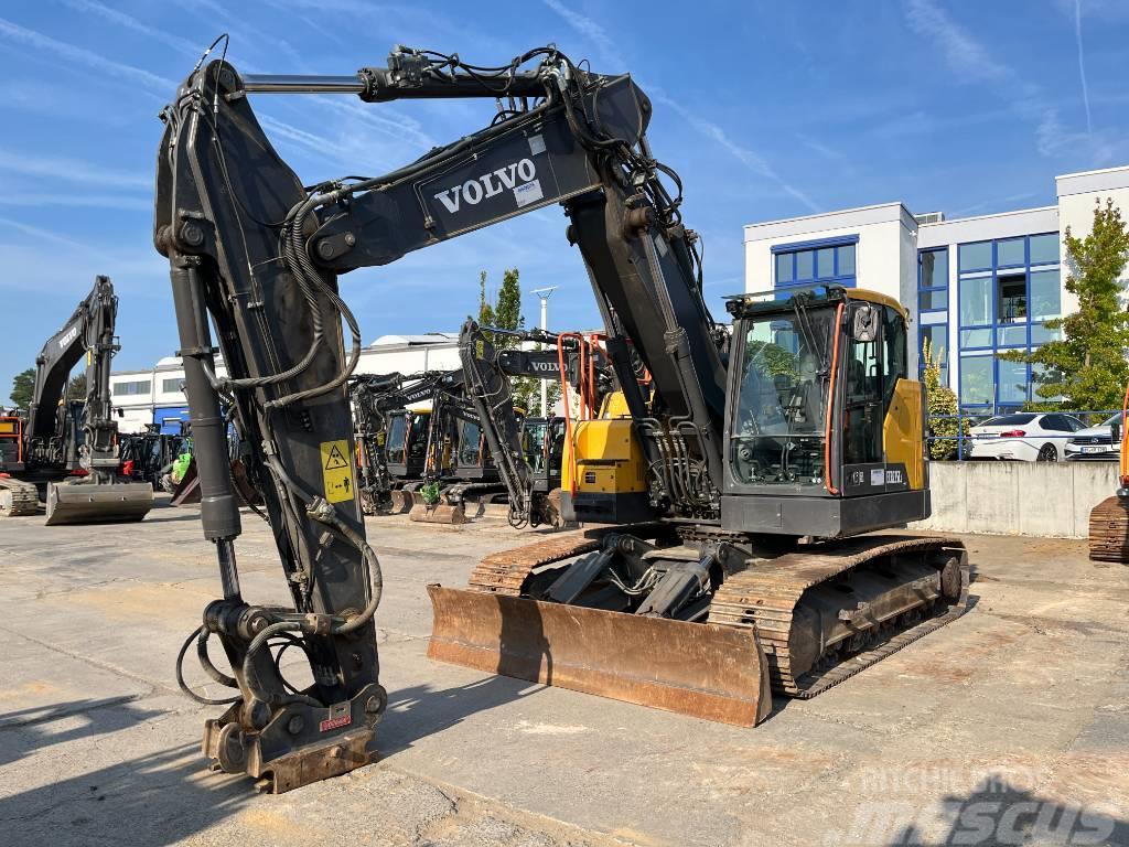 Volvo ECR235EL Excavadoras sobre orugas