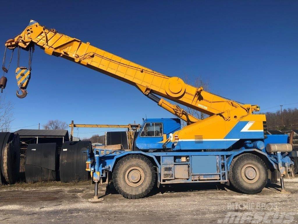 Kobelco RK 450 Grúas autopropulsadas