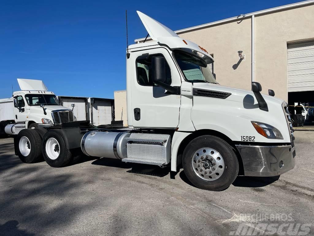 Freightliner Cascadia 126 Camiones tractor