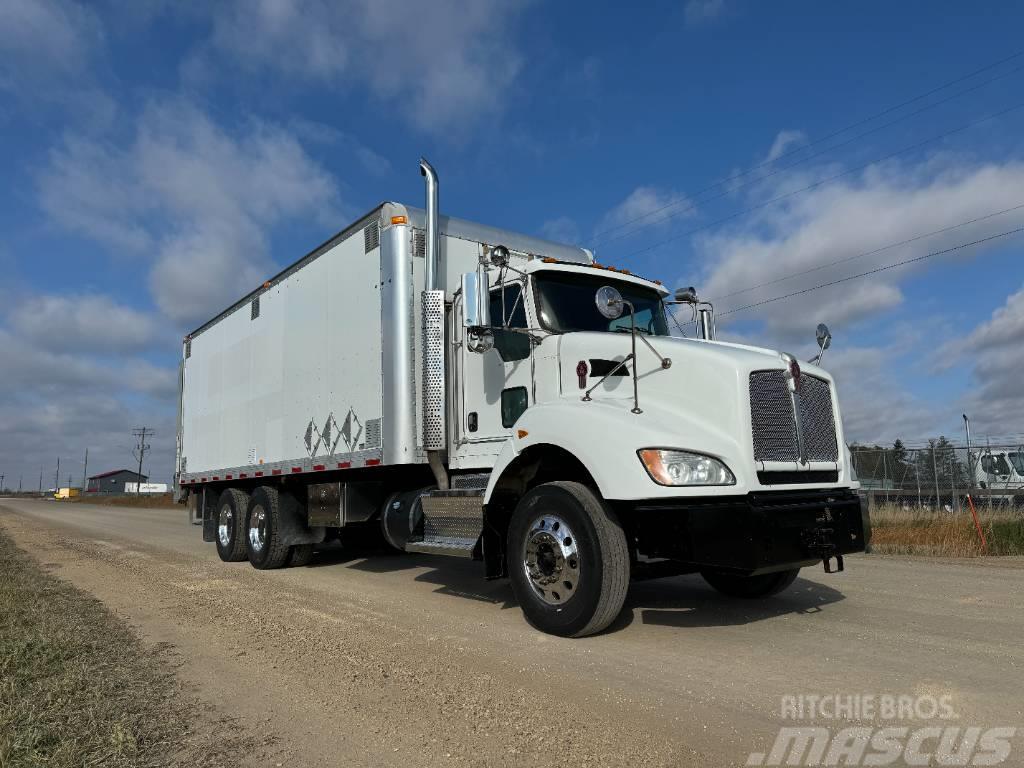 Kenworth T 440 Camiones con caja de remolque