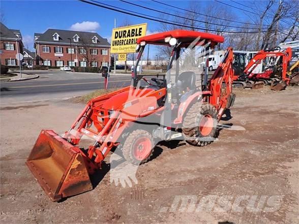 Kubota B26 Retrocargadoras