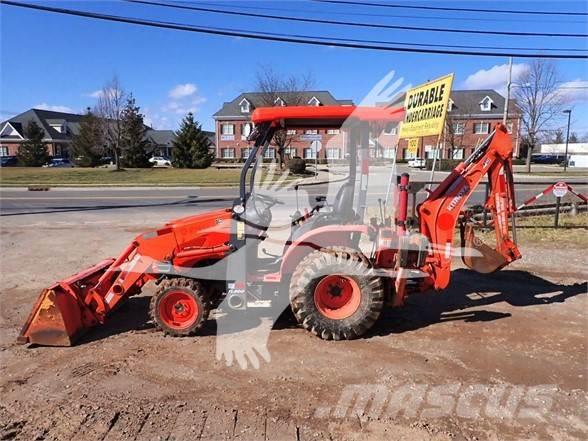 Kubota B26 Retrocargadoras