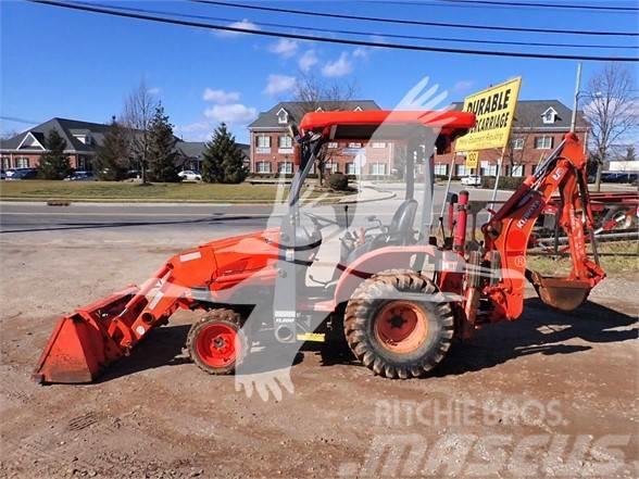 Kubota B26 Retrocargadoras