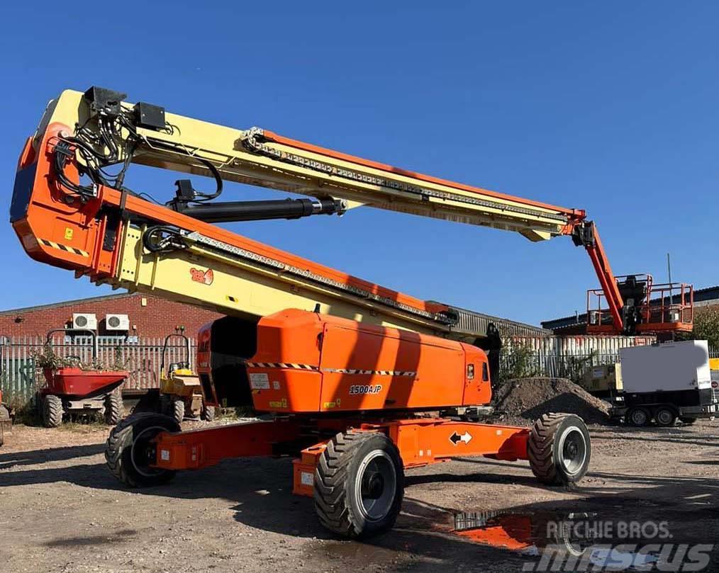 JLG 1500 AJP Plataformas con brazo de elevación manual