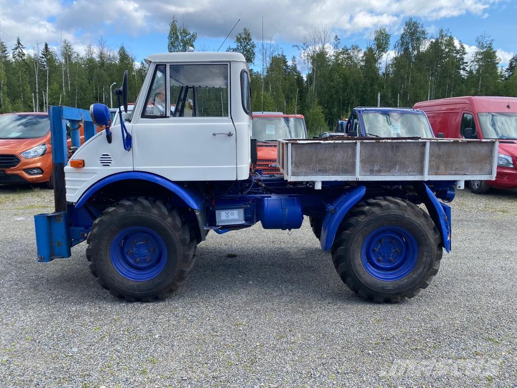 Mercedes-Benz Unimog Otros camiones