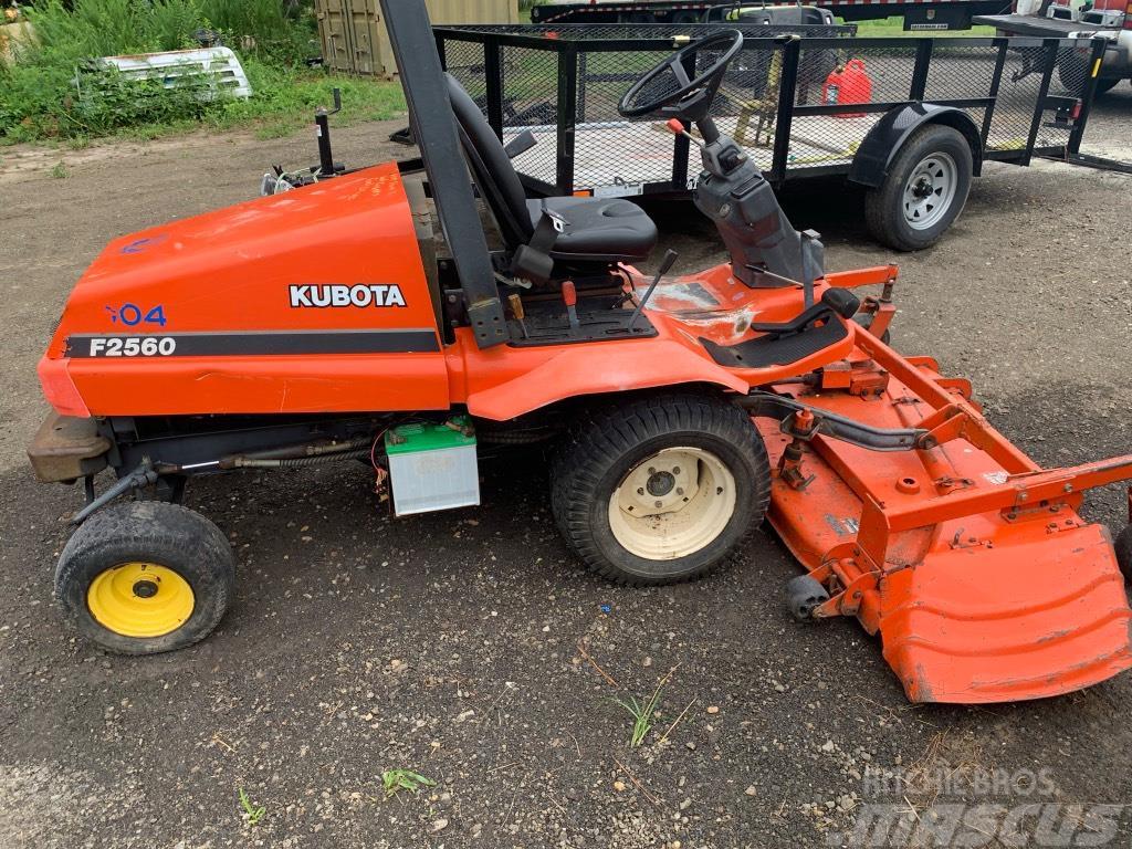 Kubota F 2560 Otros